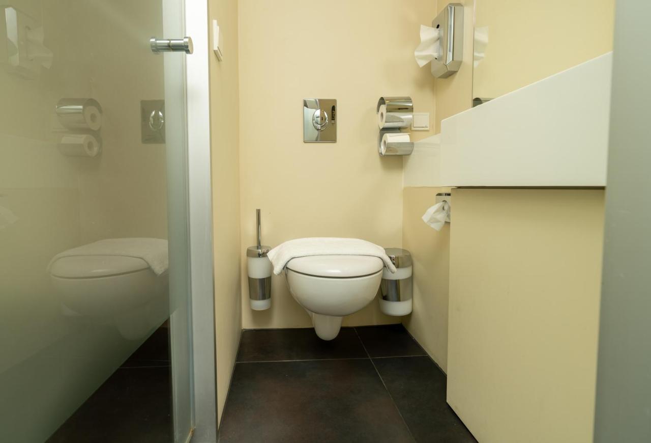 פרנקפורט Hotel Duesseldorfer Hof מראה חיצוני תמונה
